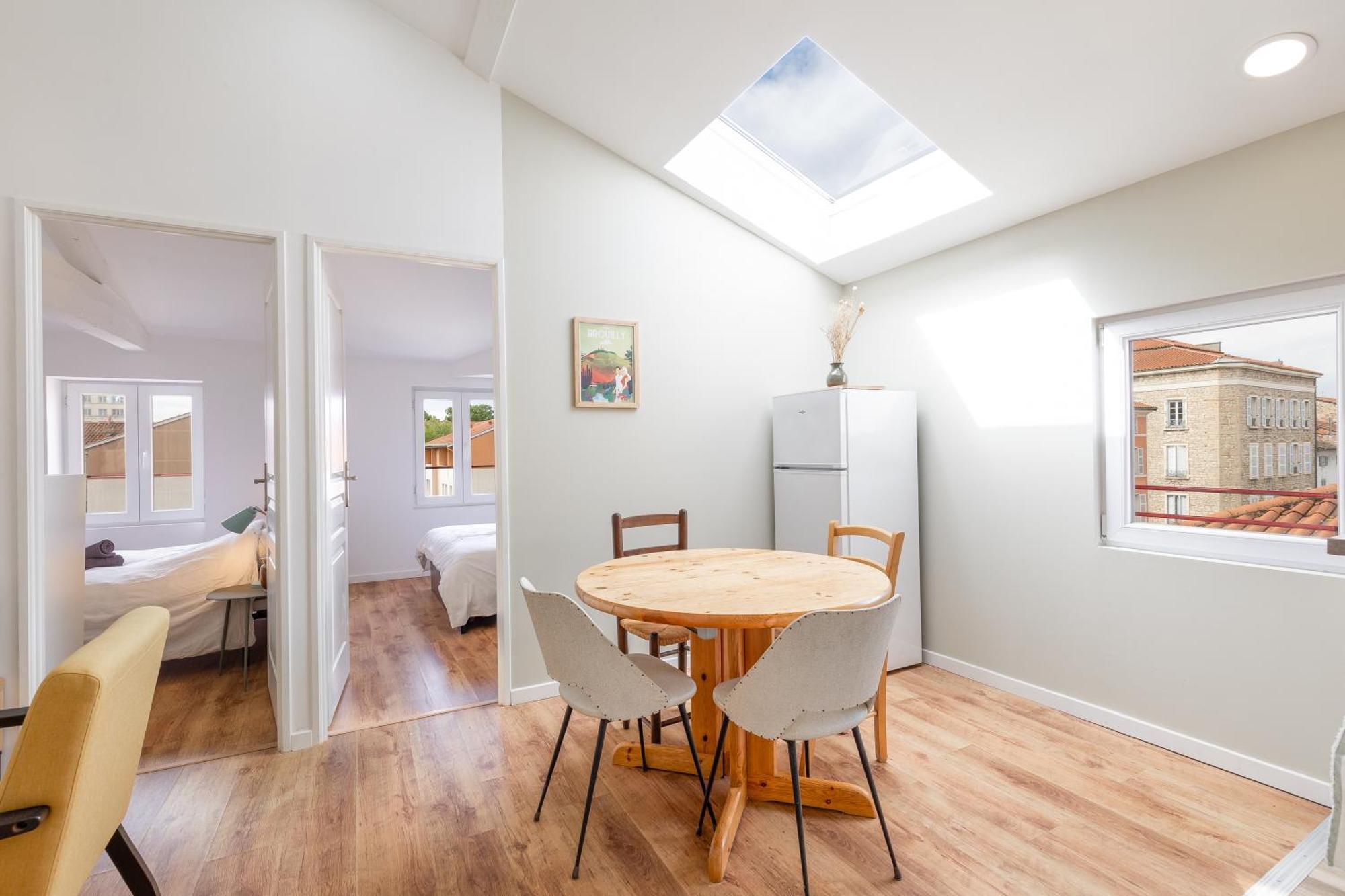 Appartement Climatise 2 Chambres Villefranche-sur-Saone Exterior photo